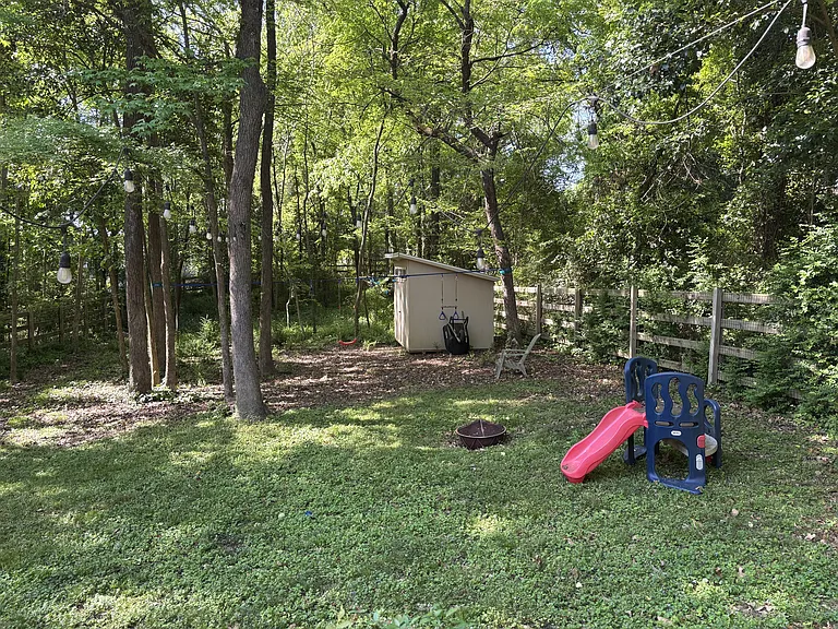 2107 Nation Ave — Photo 15