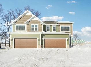3173 Drumlin Ridge Drive, Cottage Grove, WI 53527