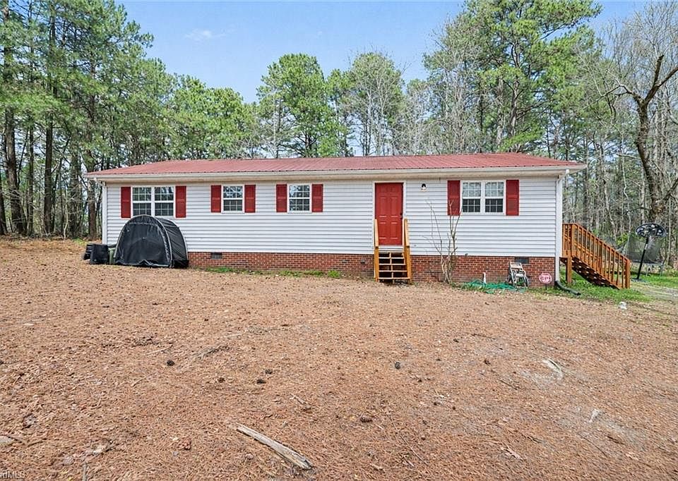 1st image of 3738 Amber Way