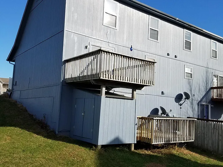 1863 Kingbird Ct — Photo 6