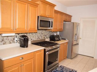 313 Waterford Ter, Easton, PA