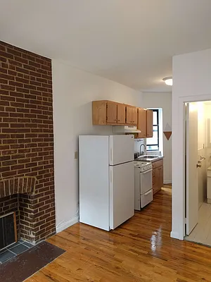 Rented by Urban Vue Properties | media 20