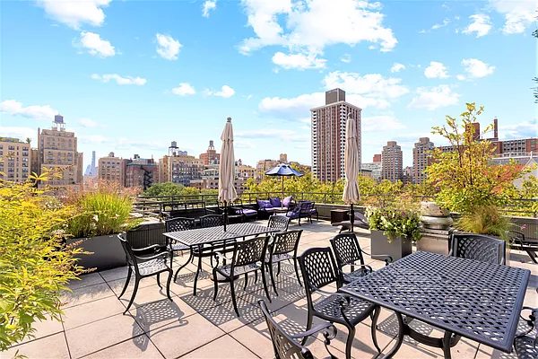 Sold by Corcoran | media 4