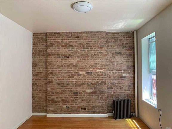 3rd image of 69 Thompson St #46