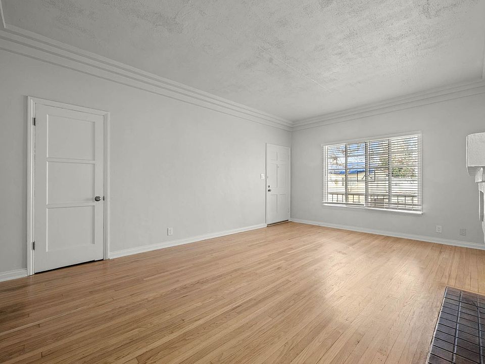 1st image of 4183 Garthwaite Ave #F1