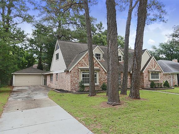 2nd image of 11906 Gardenglen Dr