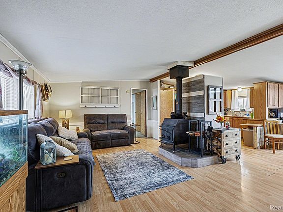 5th image of 12509 Norman Rd