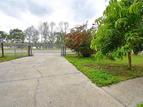 5th image of 1425 Fabian Ave