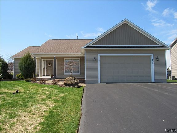 2nd image of 8706 Lavender Ln
