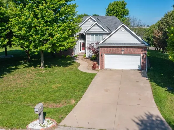 5308&4708 Stoneridge Creek Crossing Dr, Saint Joseph, MO 64507
