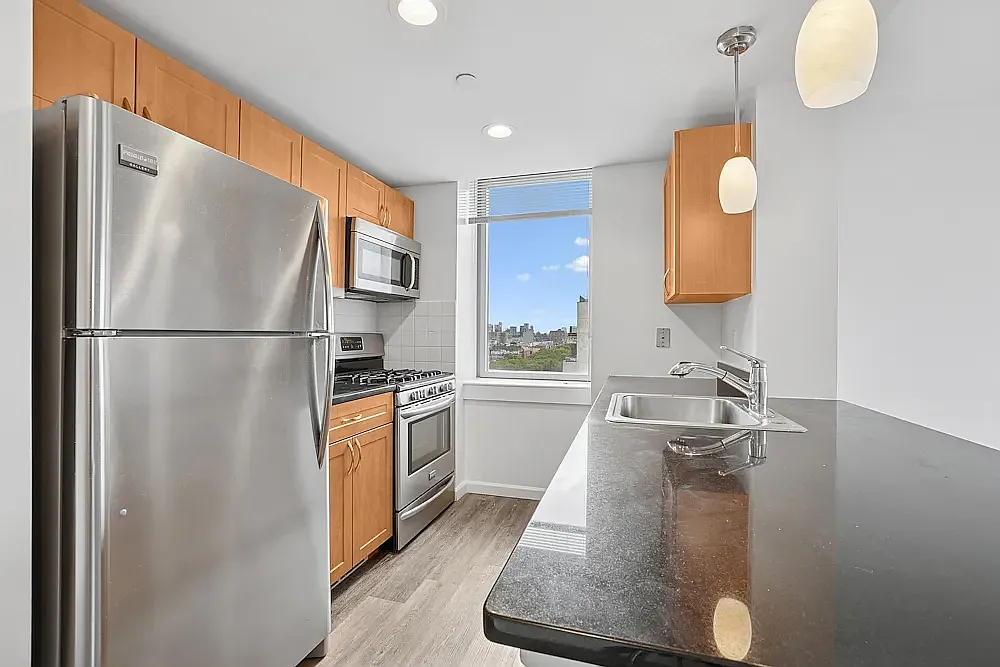 229 Chrystie St — Photo 1