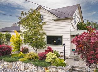 1605 9th St, Anacortes, WA 98221