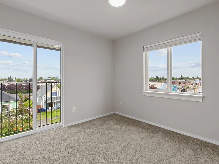 Yakima Apartments — Photo 7