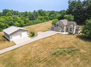 S1372 Town Hall Rd, Lyndon Station, WI 53944