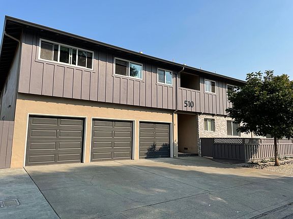 5th image of 510 Walker Dr #1