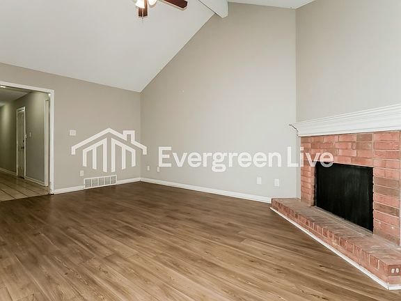 4th image of 8997 Gracie Ln