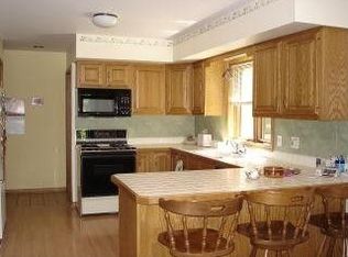 257 Ash St, Crystal Lake, IL 60014