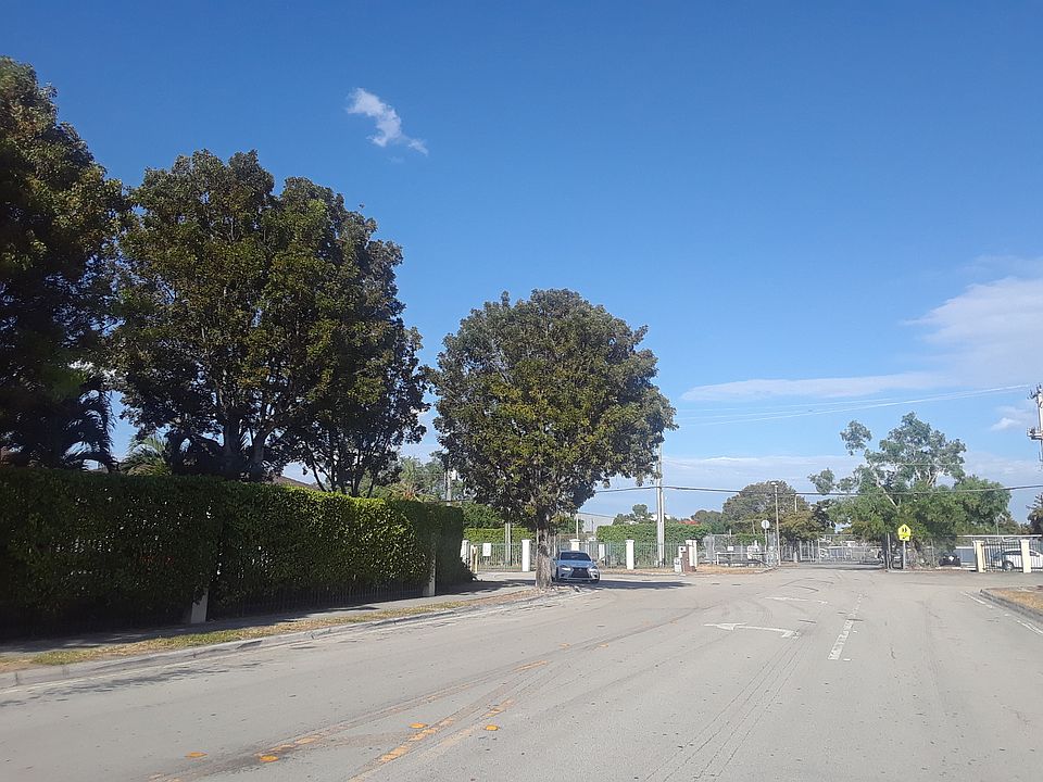 2nd image of 6764 NW 182nd St APT 103