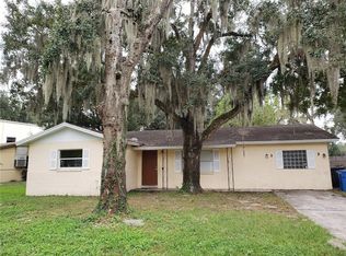 504 Robin Hill Cir, Brandon, FL 33510