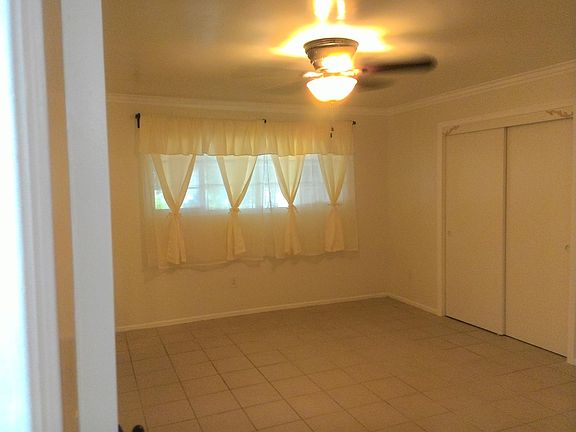 3rd image of 2713 W Orion Ave
