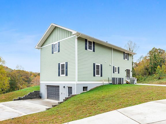 3rd image of 258 Old Weaverville Rd
