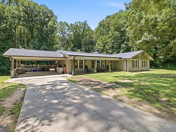 3rd image of 4060 Ponderosa Ln