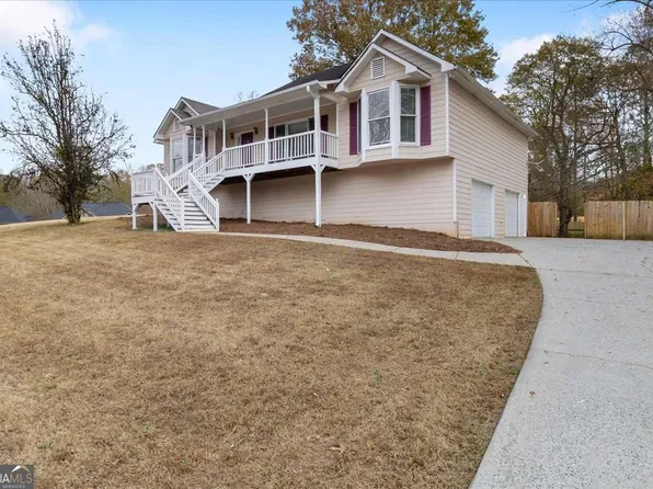 76 Yellowstone Ln, Powder Springs, GA 30127