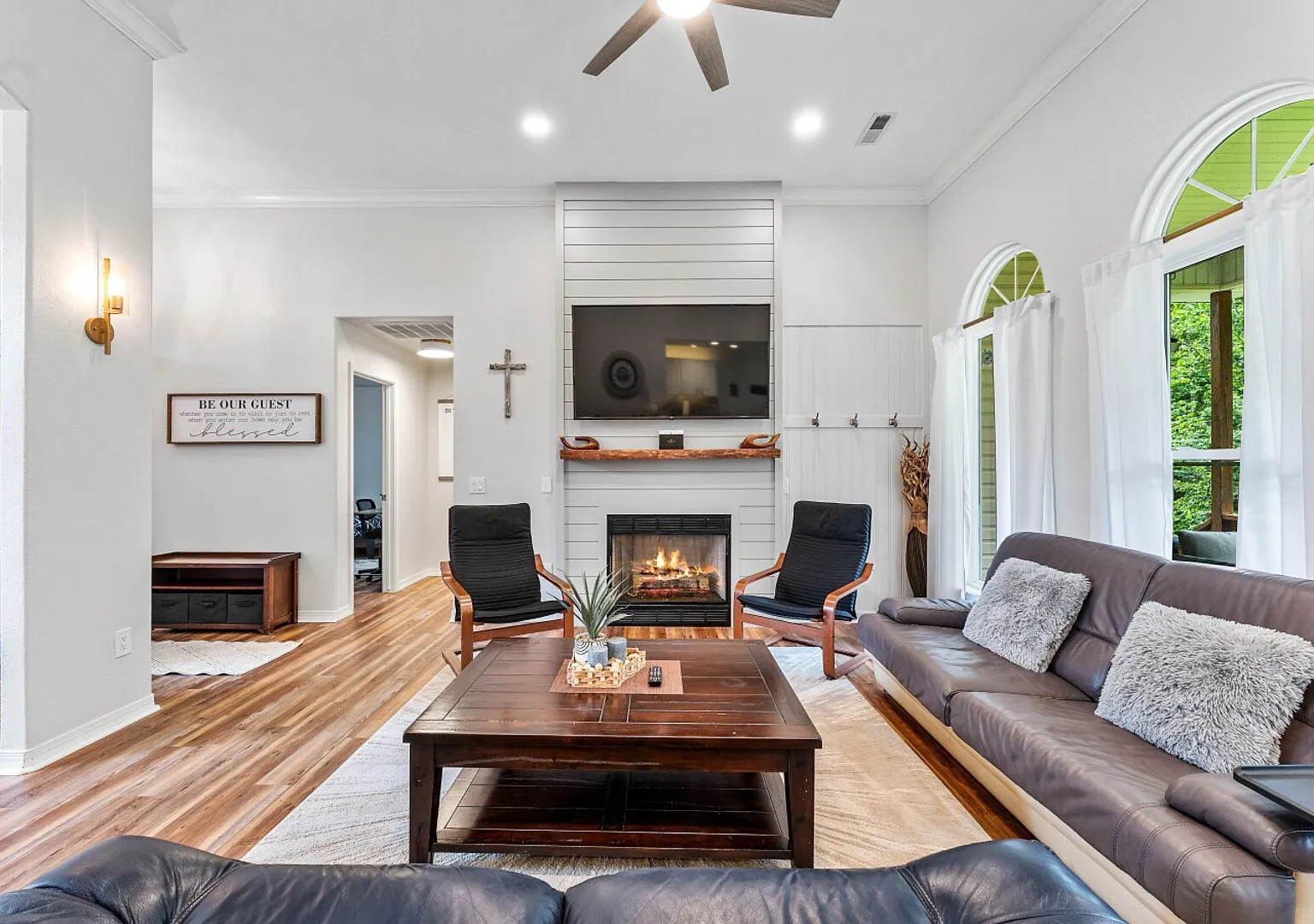 The Basecamp on Slaggford | B Home NWA — Photo 4