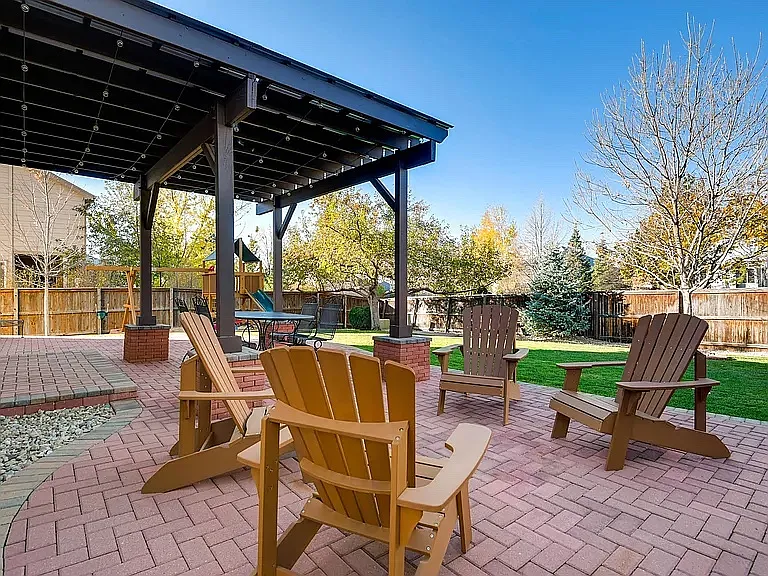 1315 Iris Cir — Photo 20