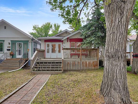 2nd image of 3524 Victoria AVENUE