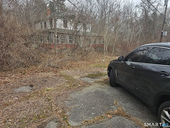 5th image of 616 Norwich Westerly Road