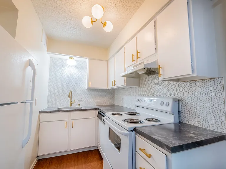 4209 Avenue B — Photo 28