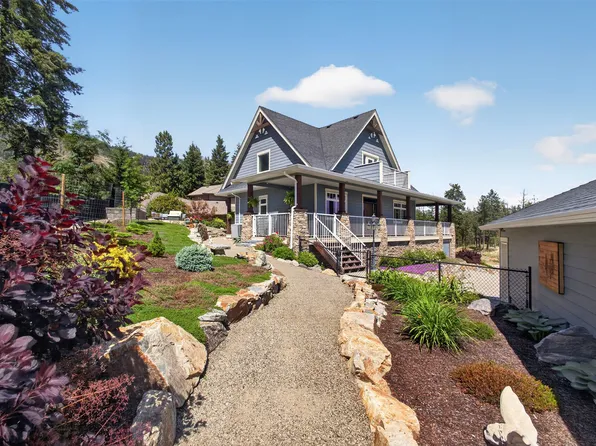 2478 Stone Grove Cres, West Kelowna, BC V4T 3A8