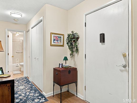 4th image of 65 Westridge Road #D5