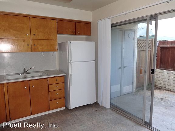5th image of 4850 Orchard Ave APT 2