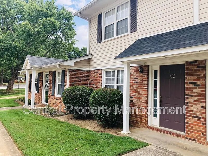112 Silver Brook Dr