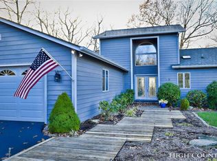 130 Highland Ridge Rd, Blowing Rock, NC 28605