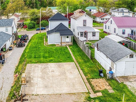 2nd image of 562 Schaum Ave