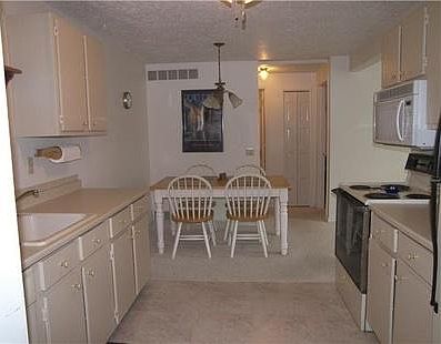 4th image of 24 Great Wood Ct APT 5
