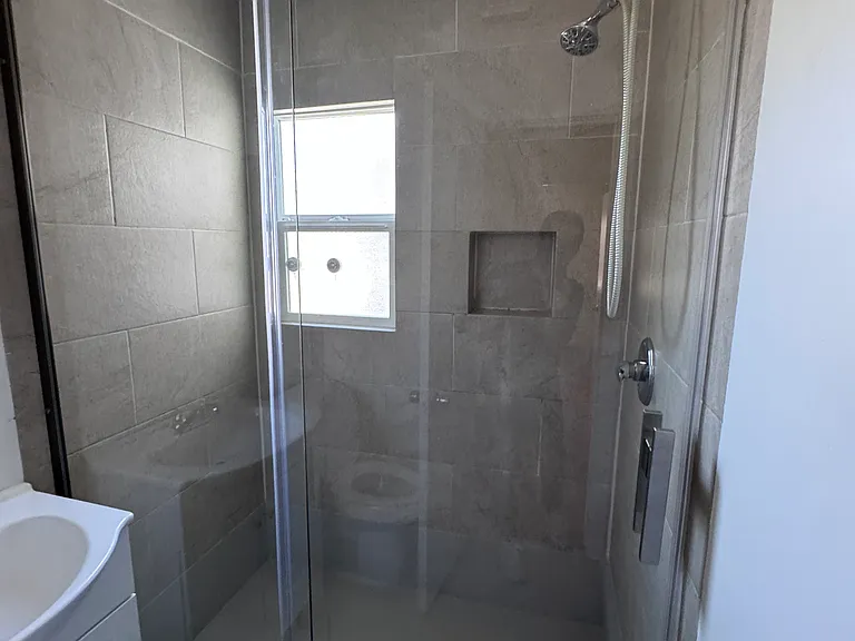 17738 Lanark St — Photo 4