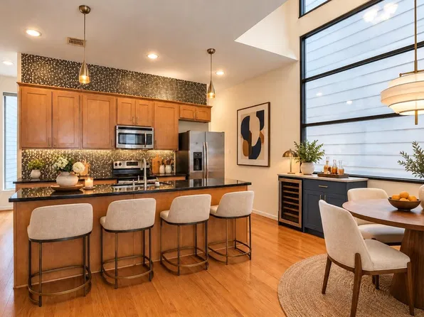 802 Waverly St APT C, Houston, TX 77007