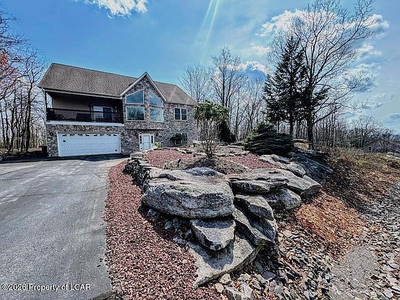 2nd image of 39 Summit Rd