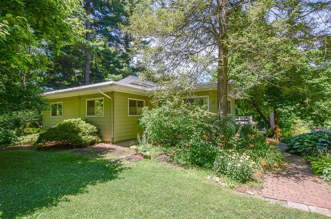 47 Miller Ave photo 1