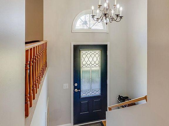 5th image of 187 Hillside Dr