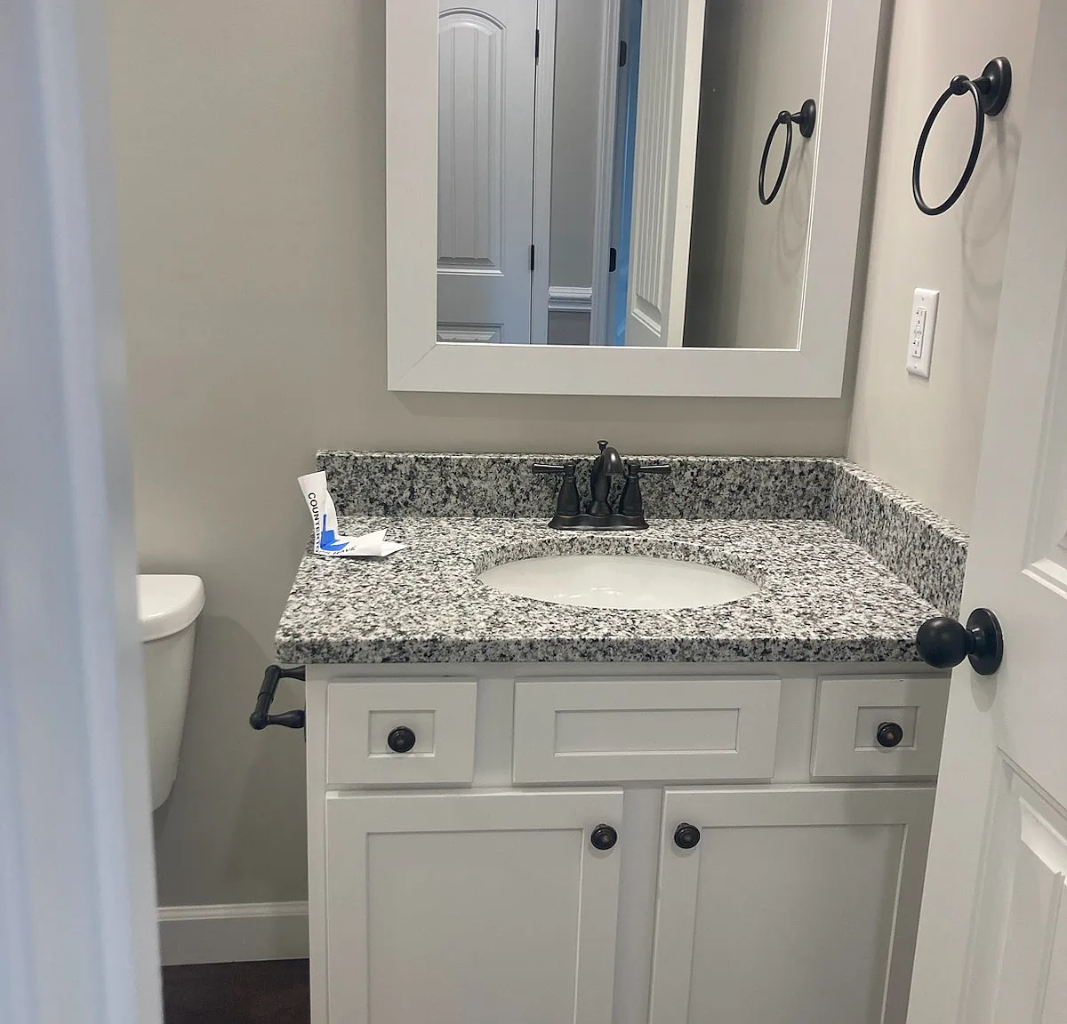 3 bed, 1329 sqft, $1,870 — Photo 3