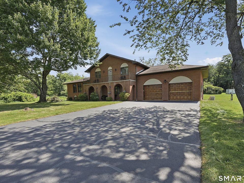 1st image of 190 Charter Oak Drive
