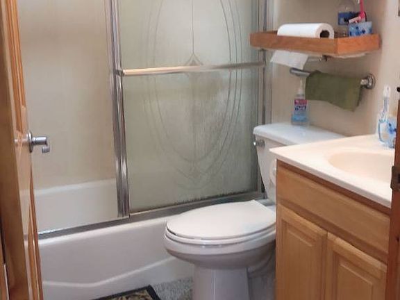 4th image of 1146 62nd St #1F