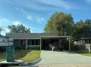 1214 Belshire Rd, Pasadena, TX 77502