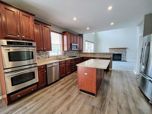 Kitchen 1