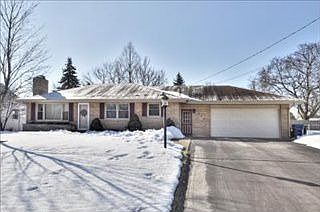 2nd image of 218 Lamar Dr